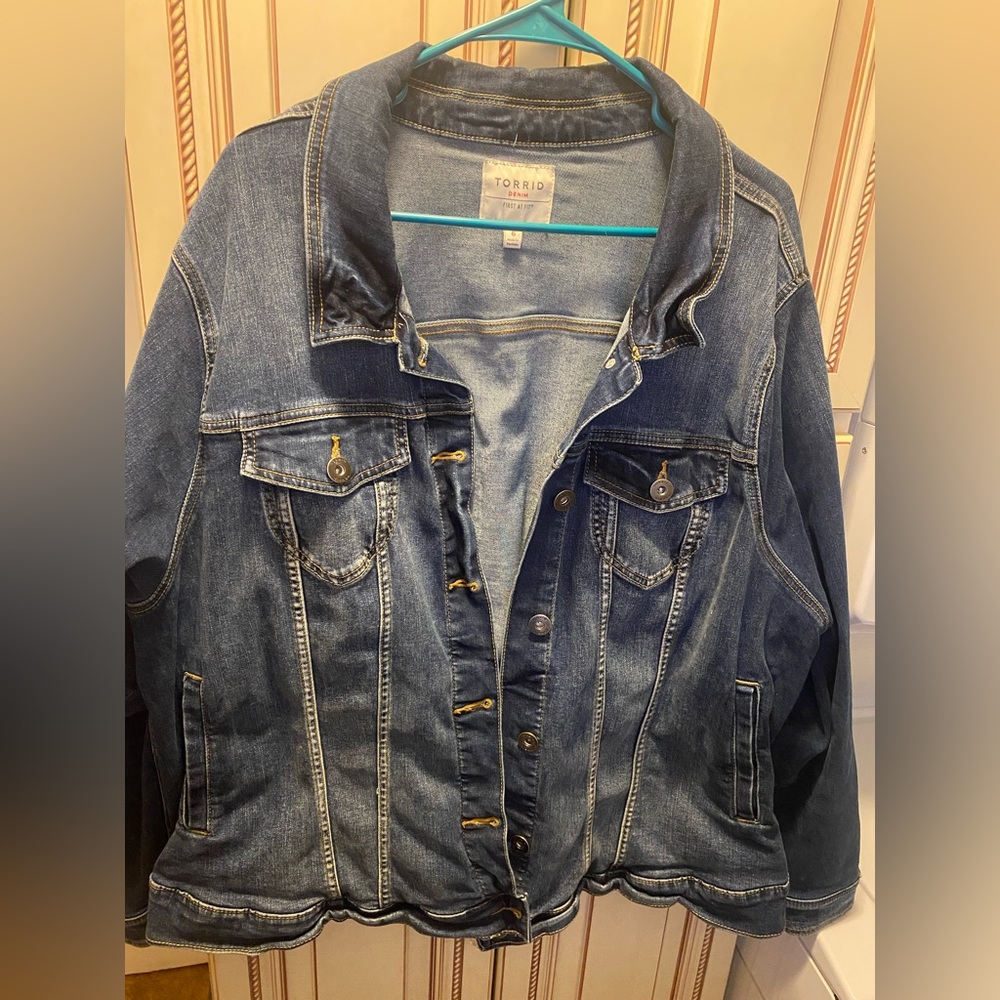 Torrid Size 6 Denim Jacket 6x Plus Size